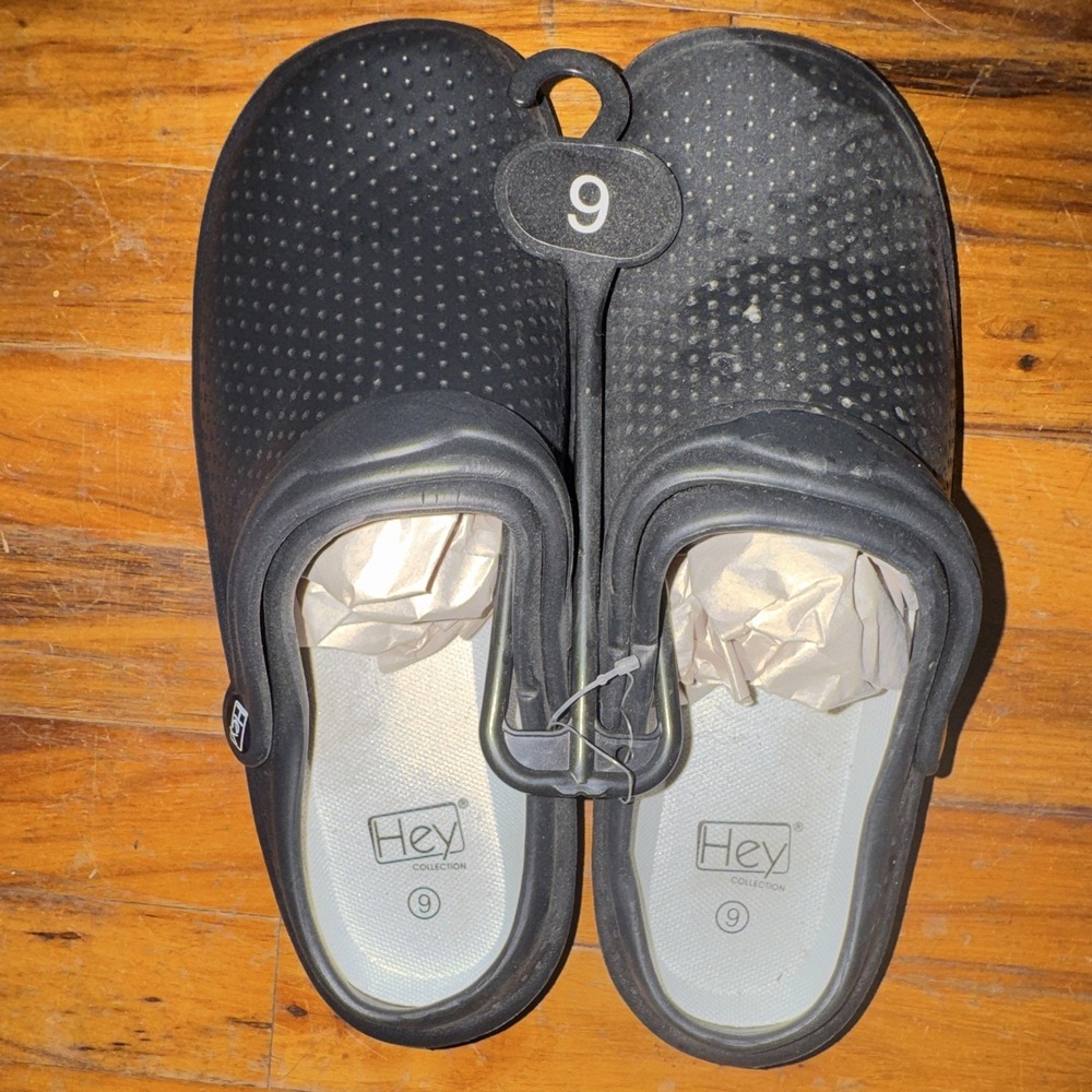 Hey Collection Men's Black Slip-On Breathable Casual Clog Shoes Size 9
